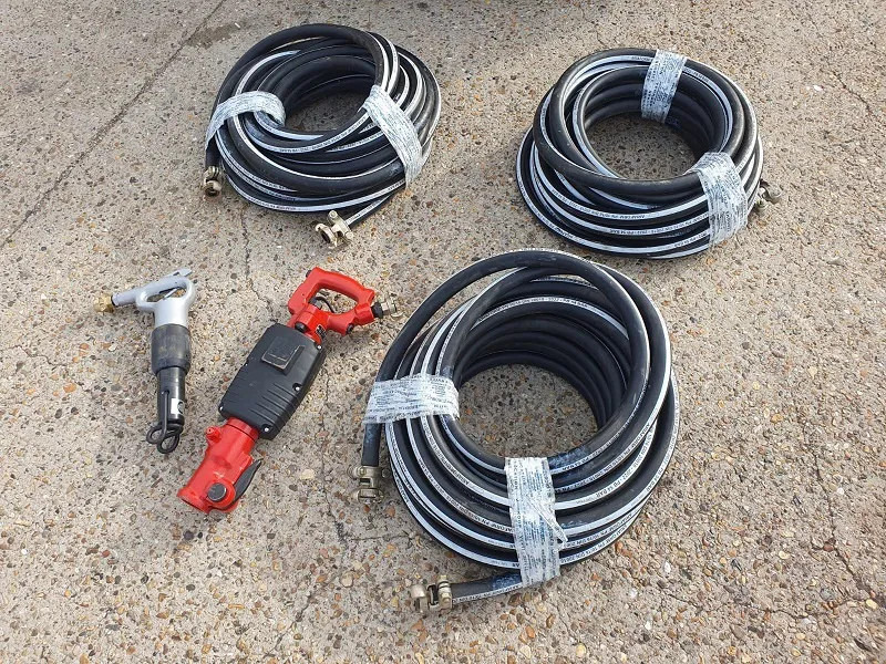 Atlas-Copco Atlas Copco XAS97 -stock id100 - Compresseur d'air: photos 2 Atlas-Copco Atlas Copco XAS97 -stock id100 - Compresseur d'air: photos 2