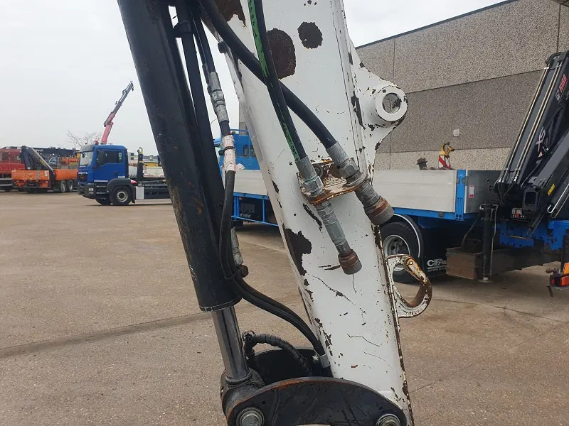 Bobcat E35 - 3500 KG - Mini pelle: photos 4 Bobcat E35 - 3500 KG - Mini pelle: photos 4