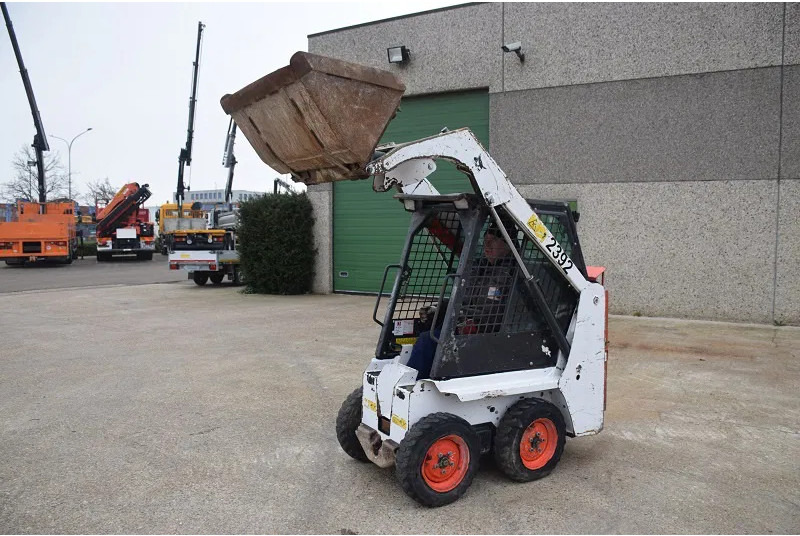 Bobcat S70 - Mini chargeuse: photos 2 Bobcat S70 - Mini chargeuse: photos 2