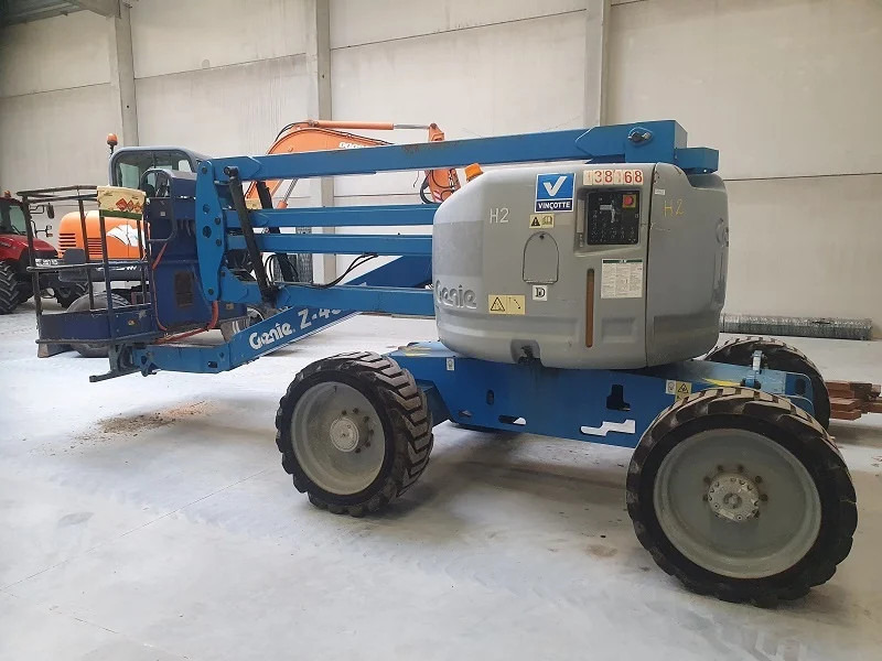 Genie Z45/25 - Nacelle articulée: photos 3 Genie Z45/25 - Nacelle articulée: photos 3