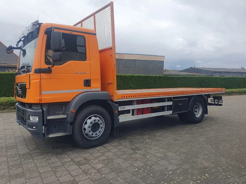 MAN TGM 18.290 - Camion plateau: photos 3 MAN TGM 18.290 - Camion plateau: photos 3
