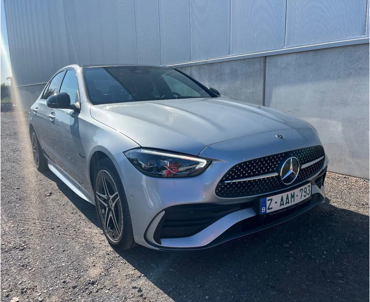 Mercedes-Benz C-Klasse C300e Sedan*AMG PAKKET*NIGHT PAKKET*HEADUPDISPL*360°CAM* - Berline: photos 4 Mercedes-Benz C-Klasse C300e Sedan*AMG PAKKET*NIGHT PAKKET*HEADUPDISPL*360°CAM* - Berline: photos 4