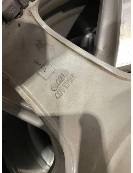 Mercedes-Benz *Occasie *3 velgen AMG* 18 inch - Jante pour Voiture: photos 3 Mercedes-Benz *Occasie *3 velgen AMG* 18 inch - Jante pour Voiture: photos 3