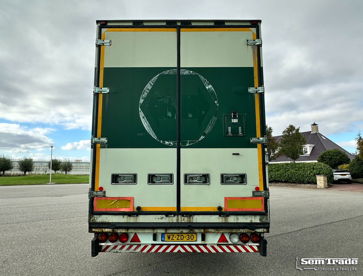 Burg VAN Beurden Isolated BOX TRS Cooling Hydrarolls 710x25x285 CM Inside NL-Trailer - Remorque frigorifique: photos 4 Burg VAN Beurden Isolated BOX TRS Cooling Hydrarolls 710x25x285 CM Inside NL-Trailer - Remorque frigorifique: photos 4