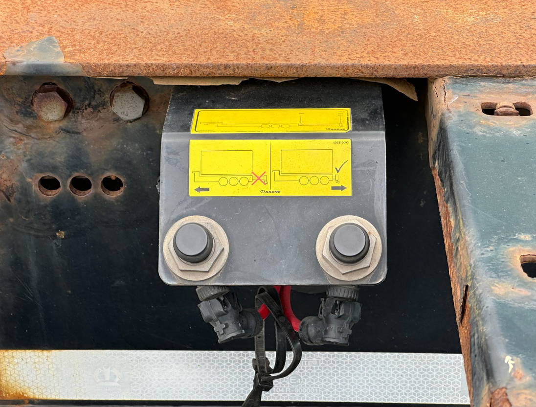Semi-remorque porte-conteneur/ Caisse mobile Krone SD Back Slider Lift Axle Carrier Genset 4063 Hours: photos 15