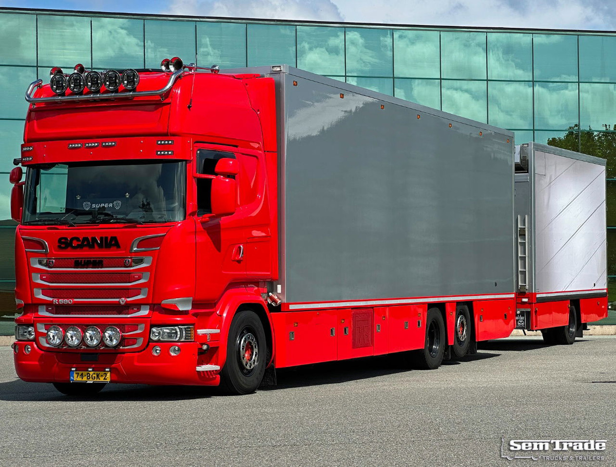 Scania R580 V8 Retarder 2X Thermo King Theo Mulder Isolated Boxes Super Condition NL-Combi - Camion frigorifique: photos 1 Scania R580 V8 Retarder 2X Thermo King Theo Mulder Isolated Boxes Super Condition NL-Combi - Camion frigorifique: photos 1