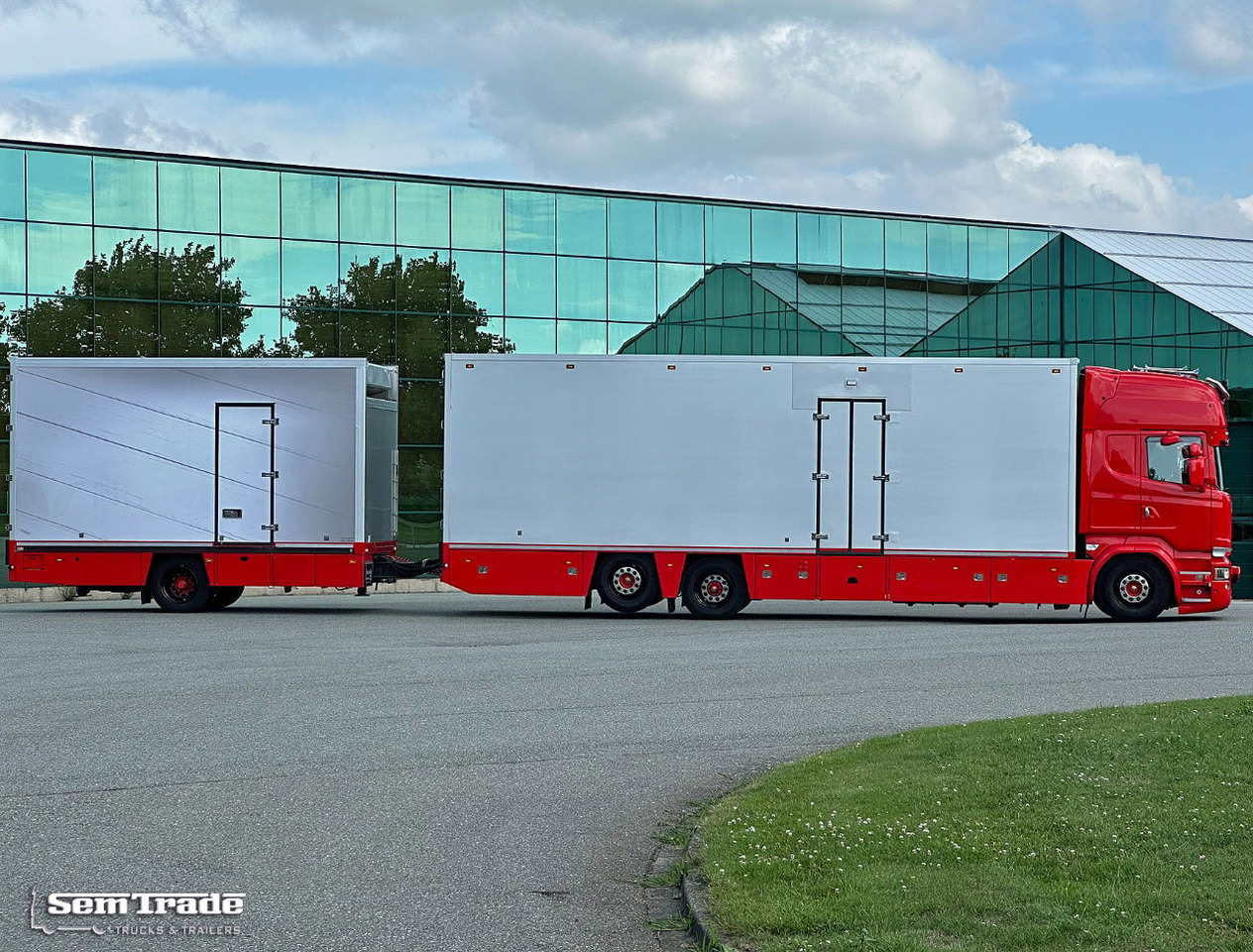 Scania R580 V8 Retarder 2X Thermo King Theo Mulder Isolated Boxes Super Condition NL-Combi - Camion frigorifique: photos 5 Scania R580 V8 Retarder 2X Thermo King Theo Mulder Isolated Boxes Super Condition NL-Combi - Camion frigorifique: photos 5