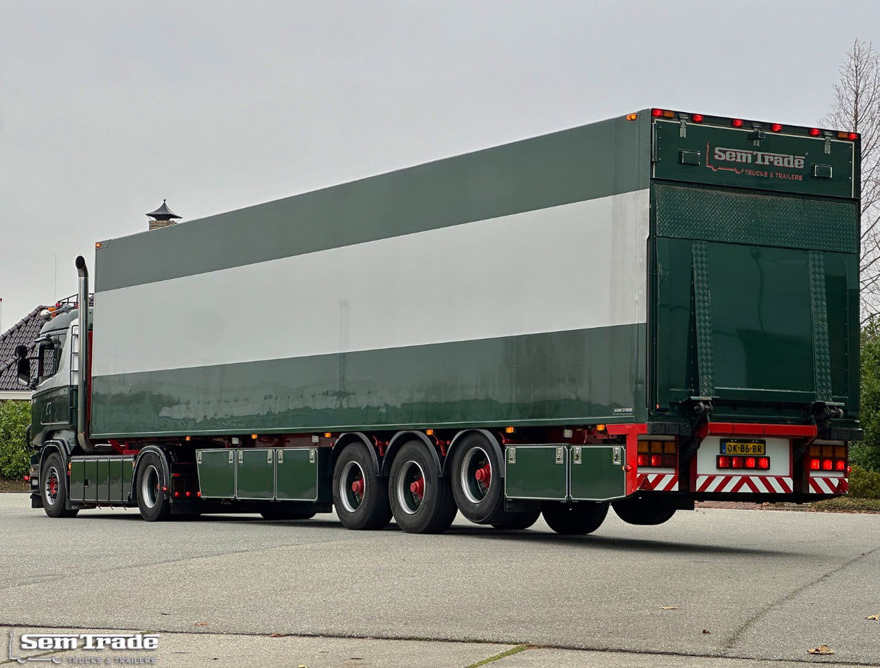 Scania R500 V8 Analogue Tacho 779.000 KM Show Truck Special Interior + Special VAN Beurden Frigo Trailer - Tracteur routier: photos 3 Scania R500 V8 Analogue Tacho 779.000 KM Show Truck Special Interior + Special VAN Beurden Frigo Trailer - Tracteur routier: photos 3