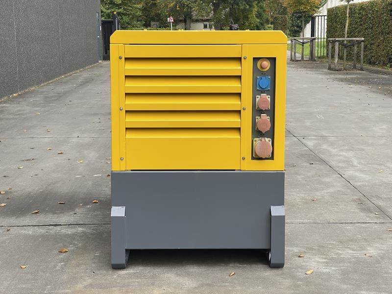 Atlas-Copco QAS 40 GPS - Groupe électrogène: photos 2 Atlas-Copco QAS 40 GPS - Groupe électrogène: photos 2