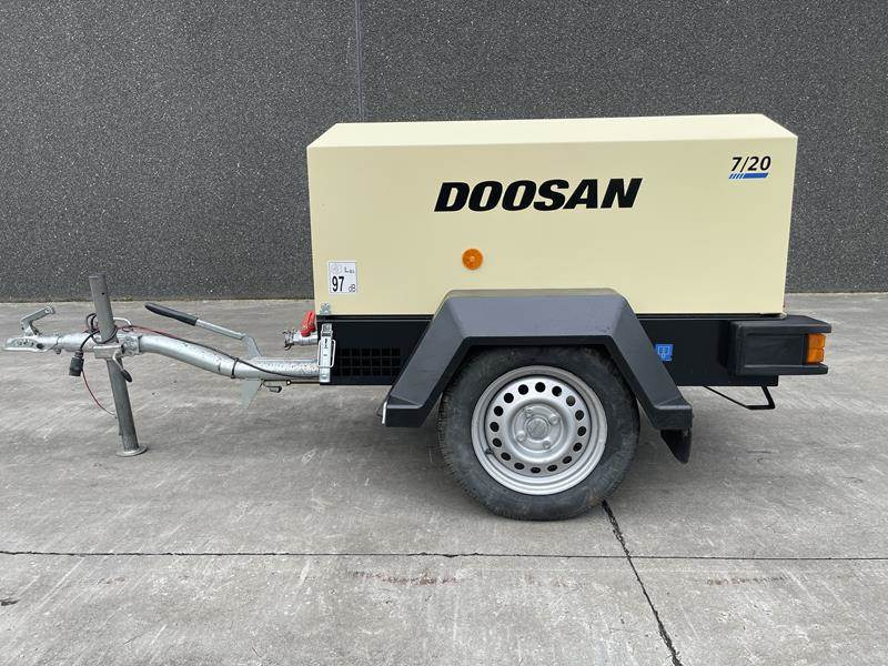 Doosan 7 / 20 - Compresseur d'air: photos 1 Doosan 7 / 20 - Compresseur d'air: photos 1