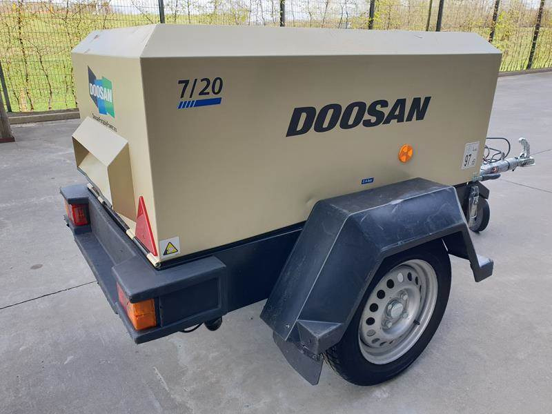 Doosan 7 / 20 - Compresseur d'air: photos 3 Doosan 7 / 20 - Compresseur d'air: photos 3