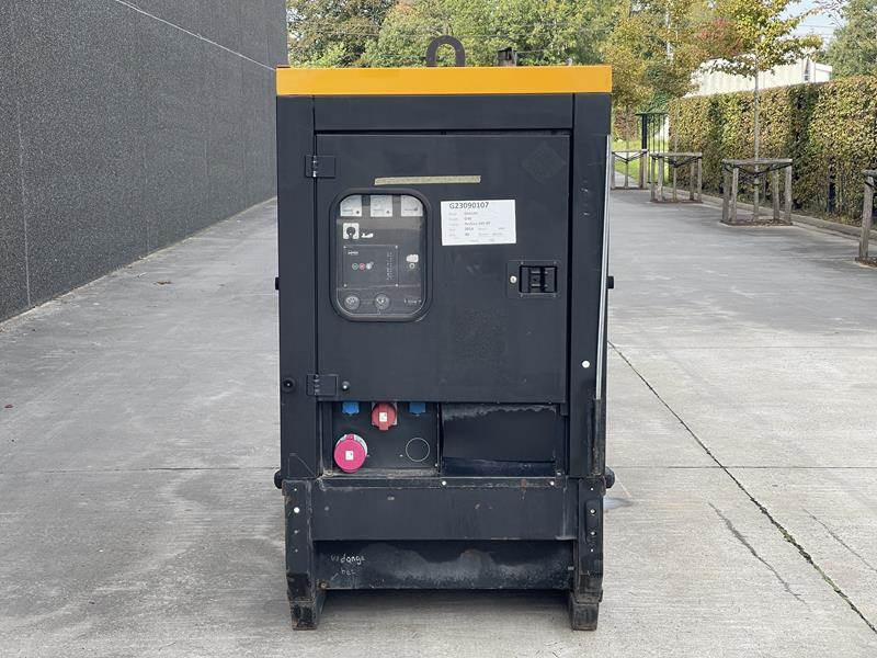 Doosan G 40 - Groupe électrogène: photos 5 Doosan G 40 - Groupe électrogène: photos 5