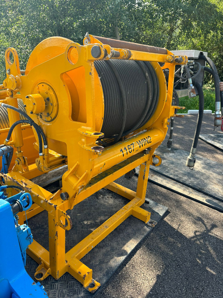 LIEBHERR Terex Demag, Grove - Pièces de rechange pour Grue mobile: photos 3 LIEBHERR Terex Demag, Grove - Pièces de rechange pour Grue mobile: photos 3