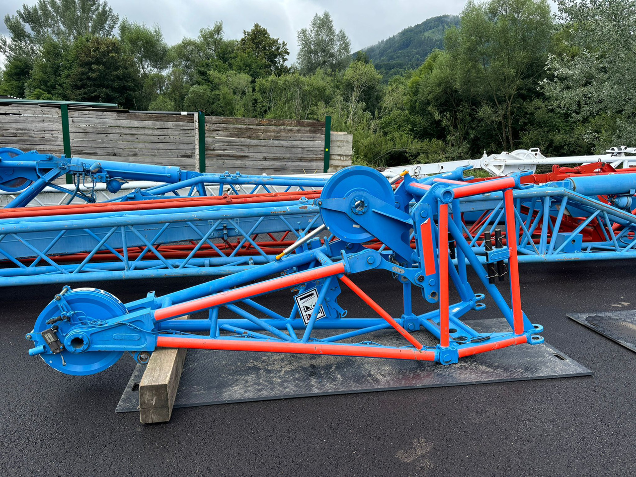 LIEBHERR Terex Demag, Grove - Pièces de rechange pour Grue mobile: photos 2 LIEBHERR Terex Demag, Grove - Pièces de rechange pour Grue mobile: photos 2