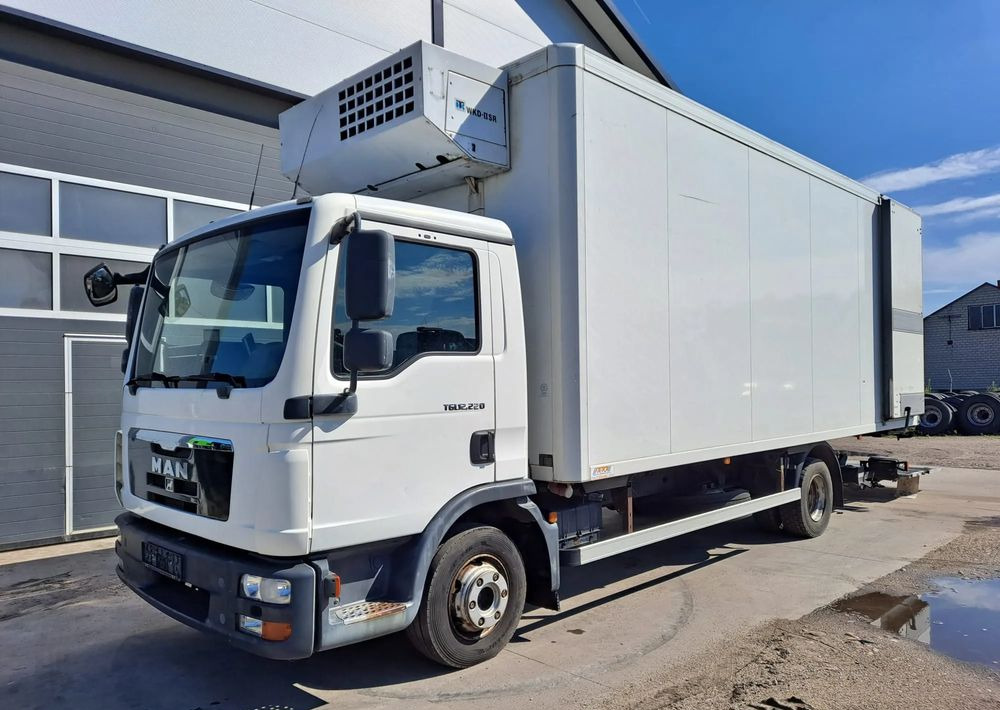 MAN TGL 12.220 Chłodnia agregat WKD-II SR - Camion frigorifique: photos 1 MAN TGL 12.220 Chłodnia agregat WKD-II SR - Camion frigorifique: photos 1