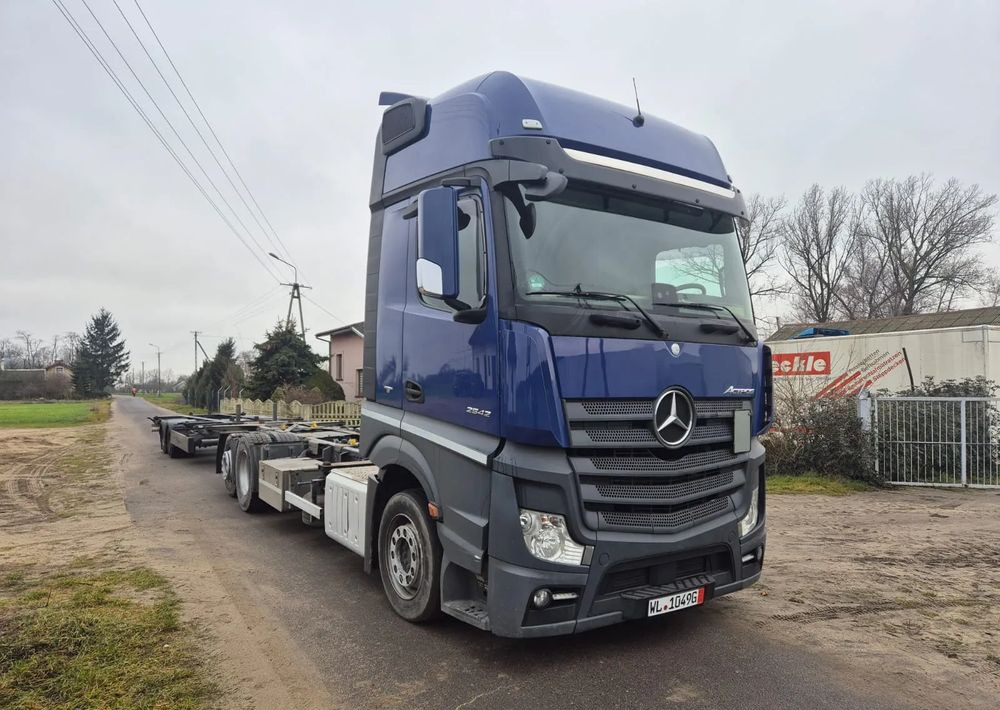 Mercedes-Benz Actros 2542 JUMBO Zestaw Euro 6 - Châssis cabine: photos 2 Mercedes-Benz Actros 2542 JUMBO Zestaw Euro 6 - Châssis cabine: photos 2