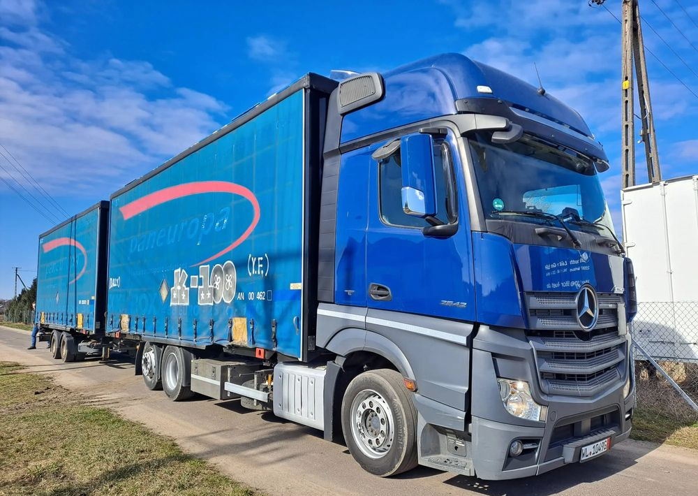 Mercedes-Benz Actros 2542 zestaw jumbo 7,70 - Camion à rideaux coulissants: photos 1 Mercedes-Benz Actros 2542 zestaw jumbo 7,70 - Camion à rideaux coulissants: photos 1