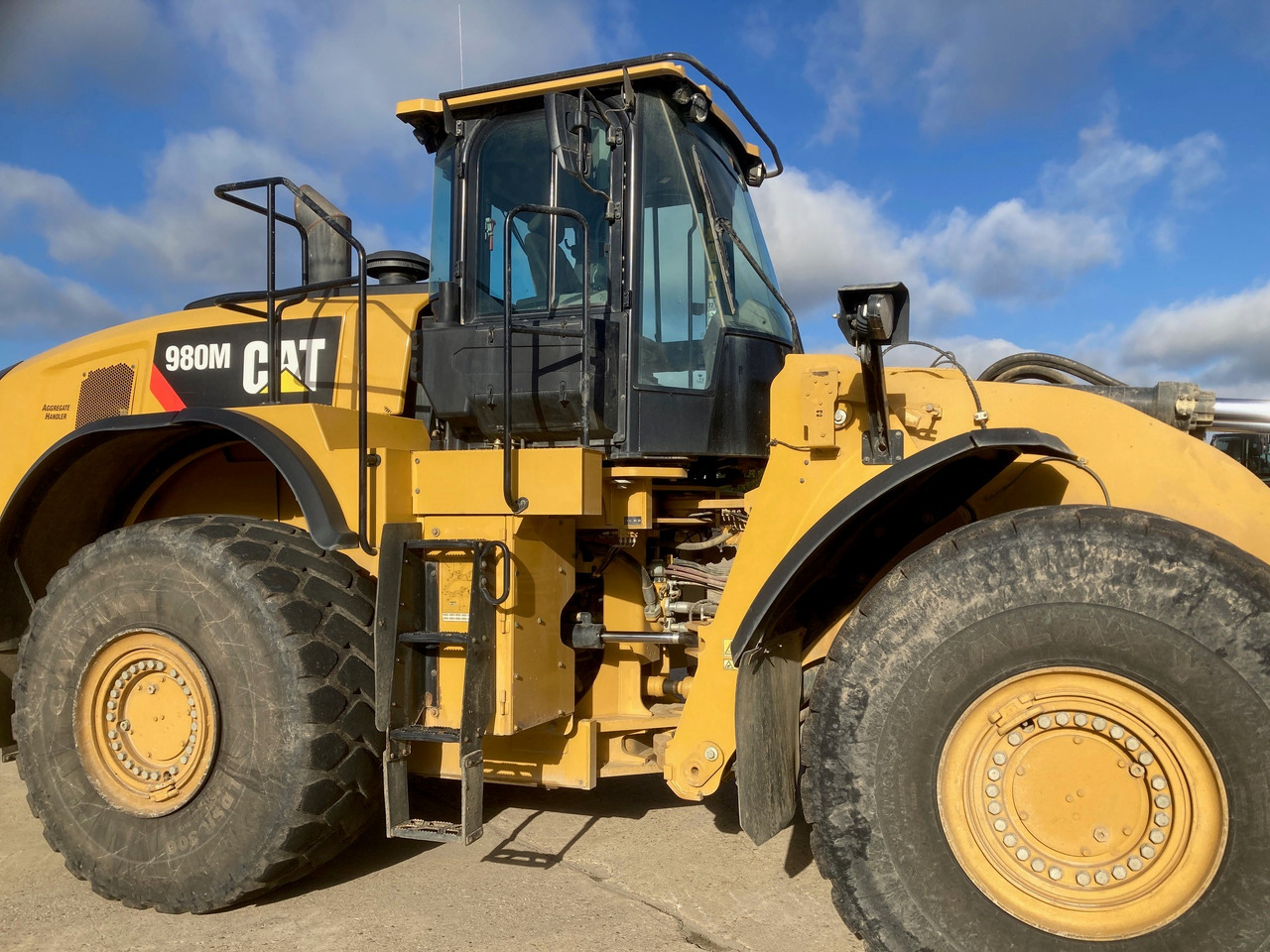 CATERPILLAR 980M - Chargeuse sur pneus: photos 5 CATERPILLAR 980M - Chargeuse sur pneus: photos 5