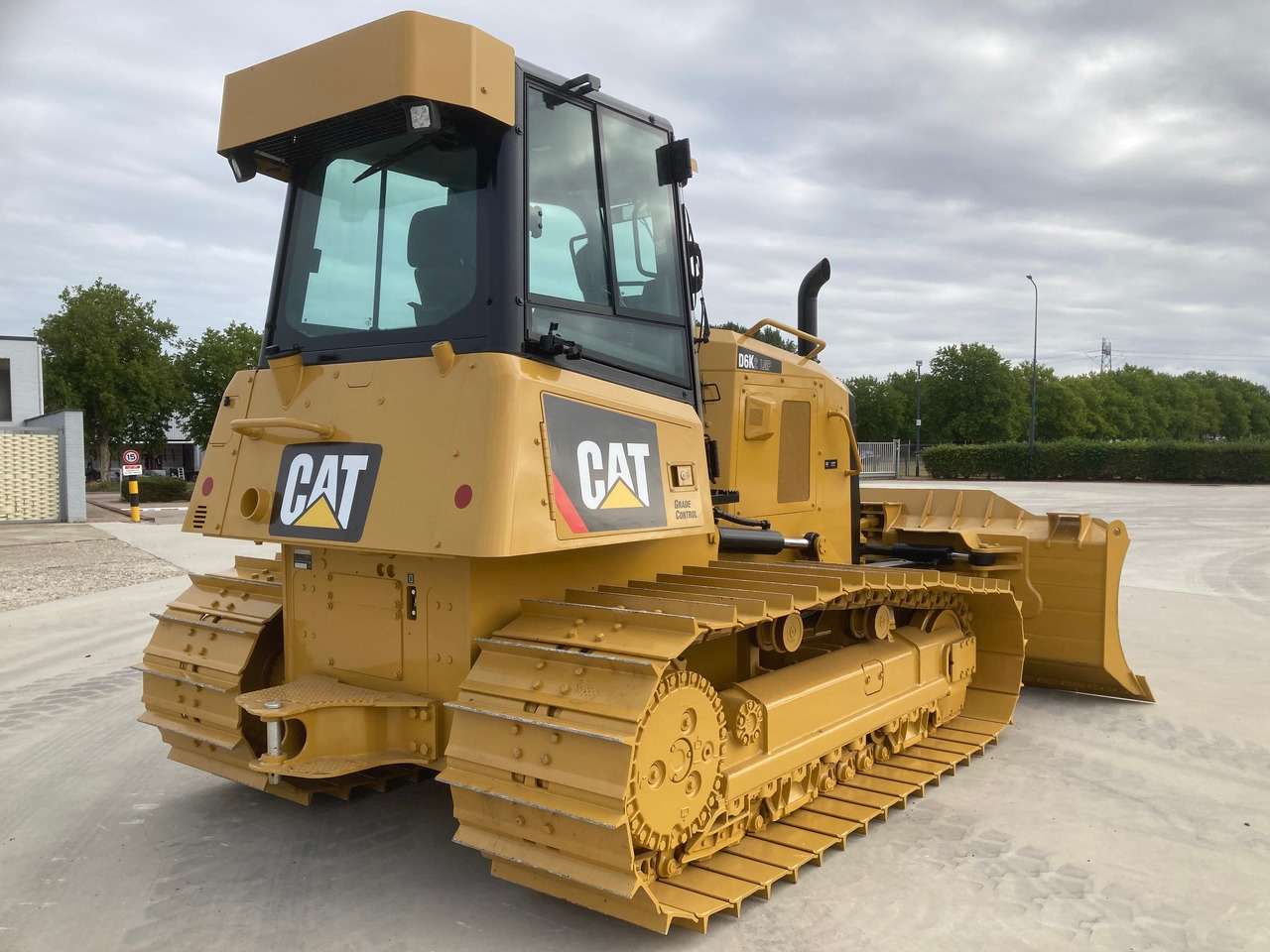 CATERPILLAR D6K2 LGP - Bulldozer: photos 4 CATERPILLAR D6K2 LGP - Bulldozer: photos 4