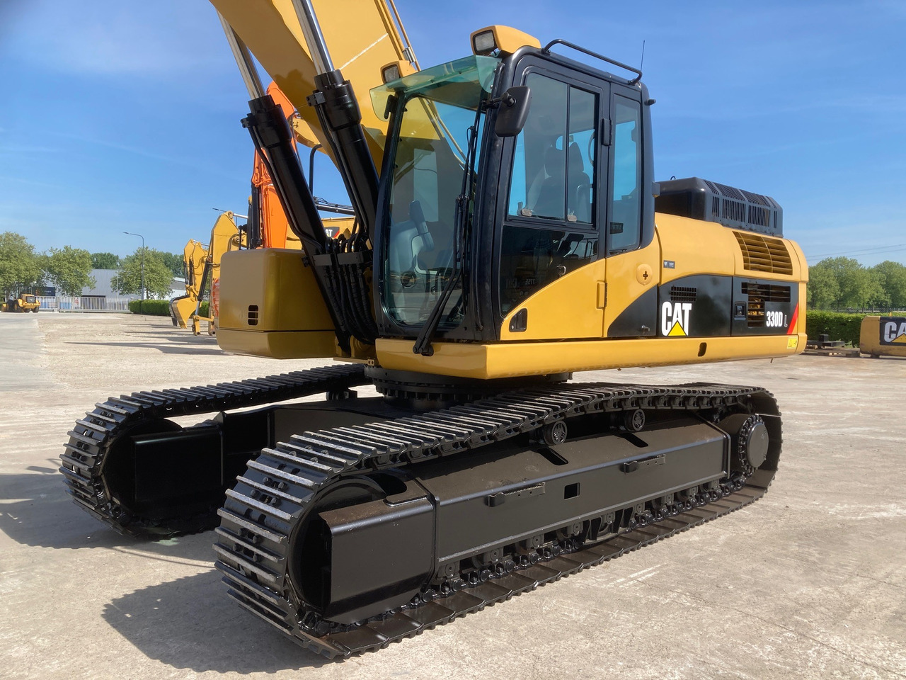 Caterpillar 330DL - Pelle sur chenille: photos 2 Caterpillar 330DL - Pelle sur chenille: photos 2