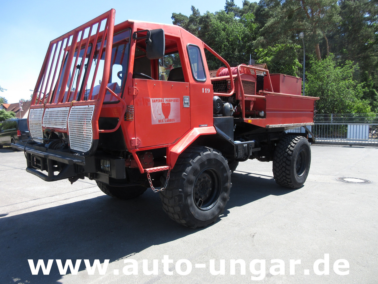 BRIMONT PM ETR Feuerwehr 4x4x4 AHK verwindbarer Rahmen Off-Road Winde Kriechgang - Camion de pompier: photos 3 BRIMONT PM ETR Feuerwehr 4x4x4 AHK verwindbarer Rahmen Off-Road Winde Kriechgang - Camion de pompier: photos 3
