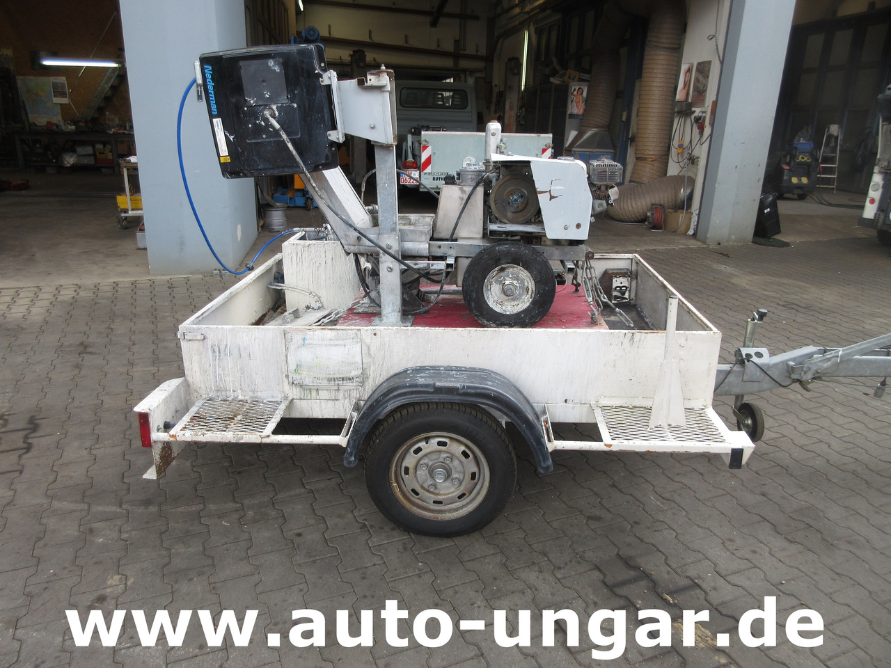 Graco Zebra 5 Airless Traceuse Markiermaschine Roadmarking Machine mit Trailer Hofmann - Travaux routiers: photos 5 Graco Zebra 5 Airless Traceuse Markiermaschine Roadmarking Machine mit Trailer Hofmann - Travaux routiers: photos 5
