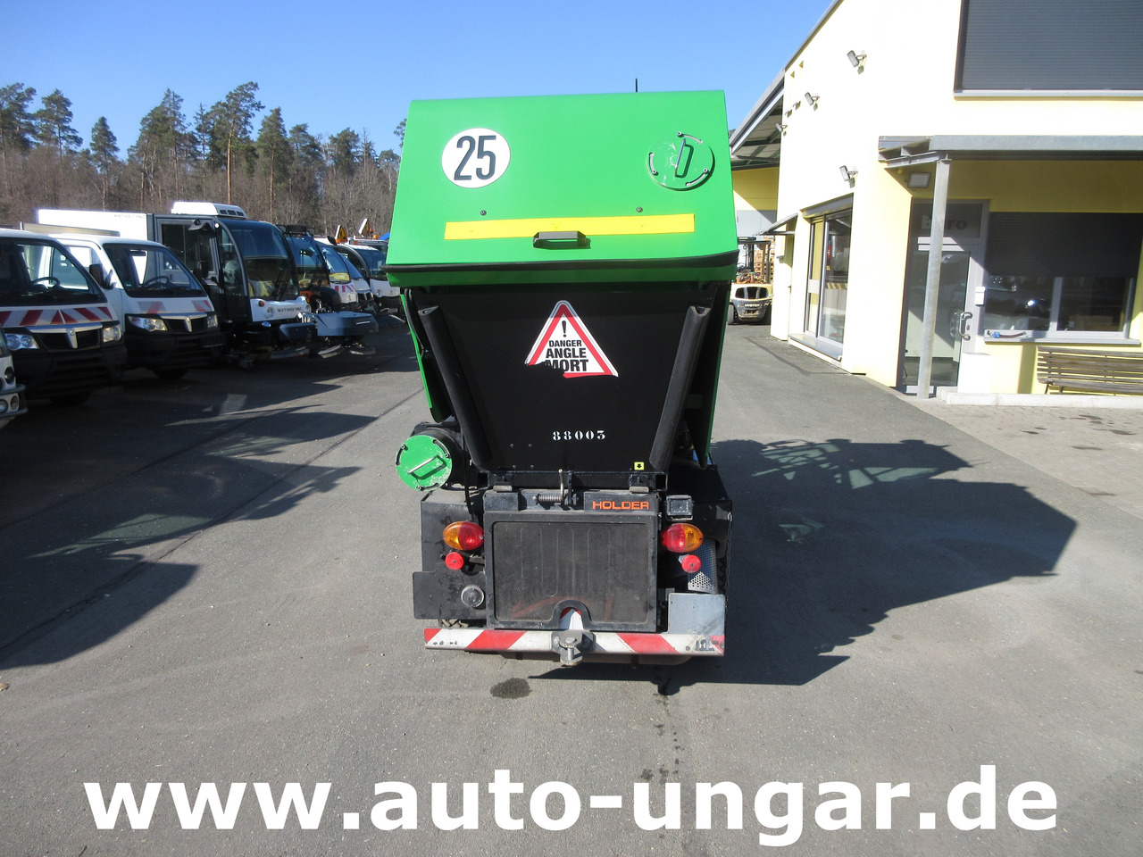Holder X40 / X45 Baujahr 2017 Knicklenkung Kehraufbau 4x4 Kommunalhydraulik Frontheber - Balayeuse de voirie: photos 4 Holder X40 / X45 Baujahr 2017 Knicklenkung Kehraufbau 4x4 Kommunalhydraulik Frontheber - Balayeuse de voirie: photos 4