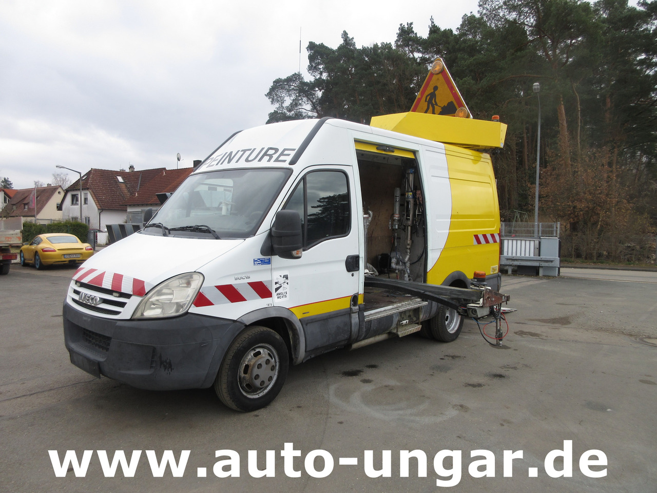 Iveco 50C15 Jetline Graco LineLazer Markiermaschine Hofmann Roadmarking Machine - Travaux routiers: photos 1 Iveco 50C15 Jetline Graco LineLazer Markiermaschine Hofmann Roadmarking Machine - Travaux routiers: photos 1