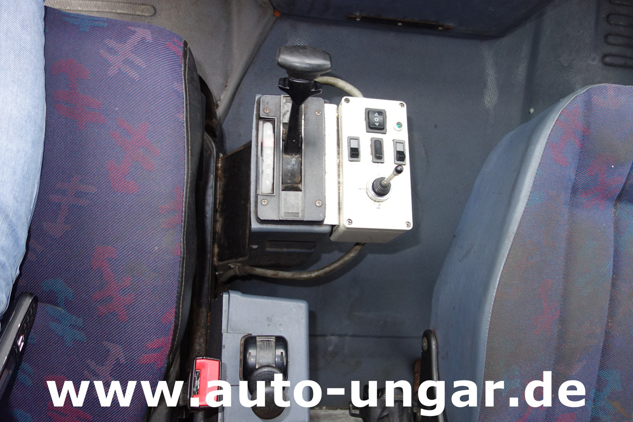 Utilitaire benne MERCEDES-BENZ 614 D Vario Kipper DOKA Plane °961 Winterdienst: photos 10 Utilitaire benne MERCEDES-BENZ 614 D Vario Kipper DOKA Plane °961 Winterdienst: photos 10