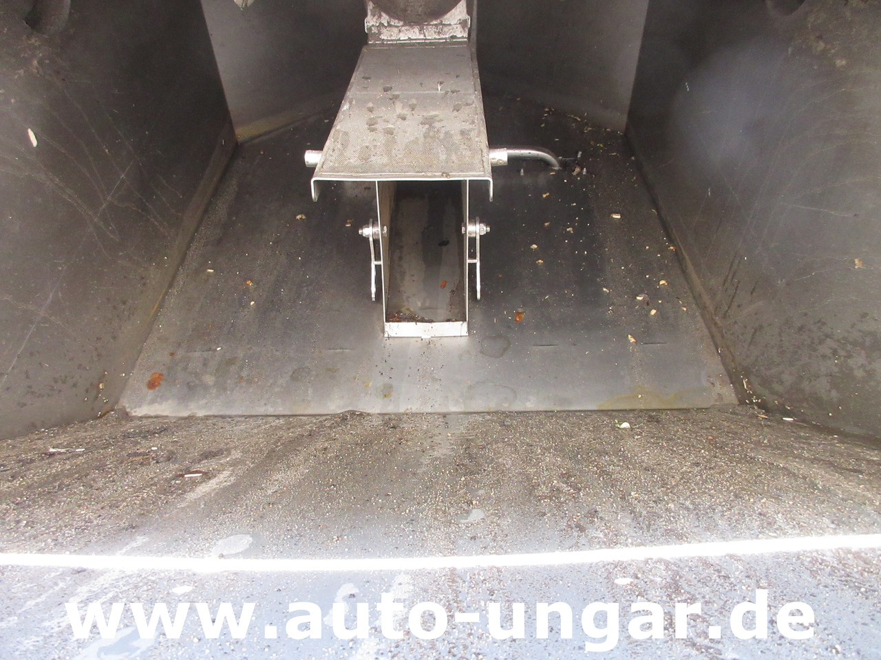 NILFISK CR3500 CityRanger Schmidt Flexigo Multigo 4x4 Kehrmaschine Geräteträger - Balayeuse de voirie: photos 5 NILFISK CR3500 CityRanger Schmidt Flexigo Multigo 4x4 Kehrmaschine Geräteträger - Balayeuse de voirie: photos 5