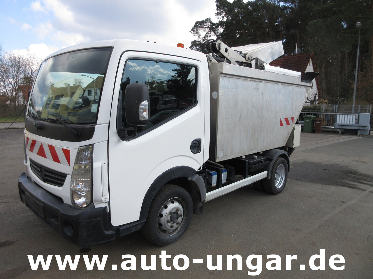 Renault Maxity 130 Müllwagen 3.500kg Lifter Presse Kipper Provence Benne Medium - Benne à ordures ménagères: photos 3 Renault Maxity 130 Müllwagen 3.500kg Lifter Presse Kipper Provence Benne Medium - Benne à ordures ménagères: photos 3