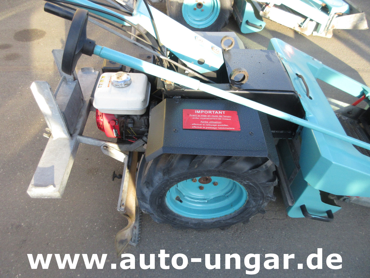 Beachtech Sweepy walk-behind Beachcleaner Strandreiniger Cribleuse de Plage - Véhicule de voirie/ Spécial: photos 5 Beachtech Sweepy walk-behind Beachcleaner Strandreiniger Cribleuse de Plage - Véhicule de voirie/ Spécial: photos 5