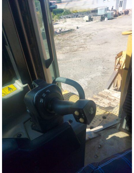 Bulldozer Caterpillar D6T XL: photos 6