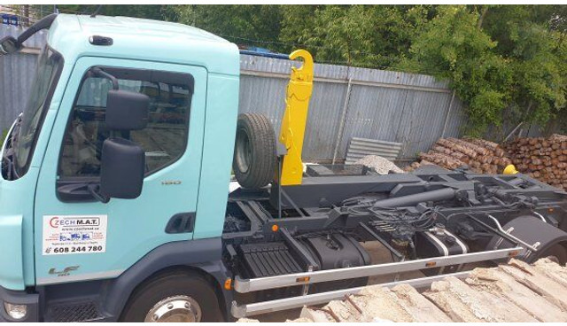 DAF 12t LF180 FA - Camion ampliroll: photos 4 DAF 12t LF180 FA - Camion ampliroll: photos 4
