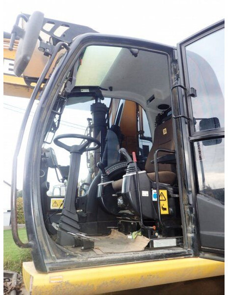 JCB JS 160 W - Pelle sur pneus: photos 5 JCB JS 160 W - Pelle sur pneus: photos 5