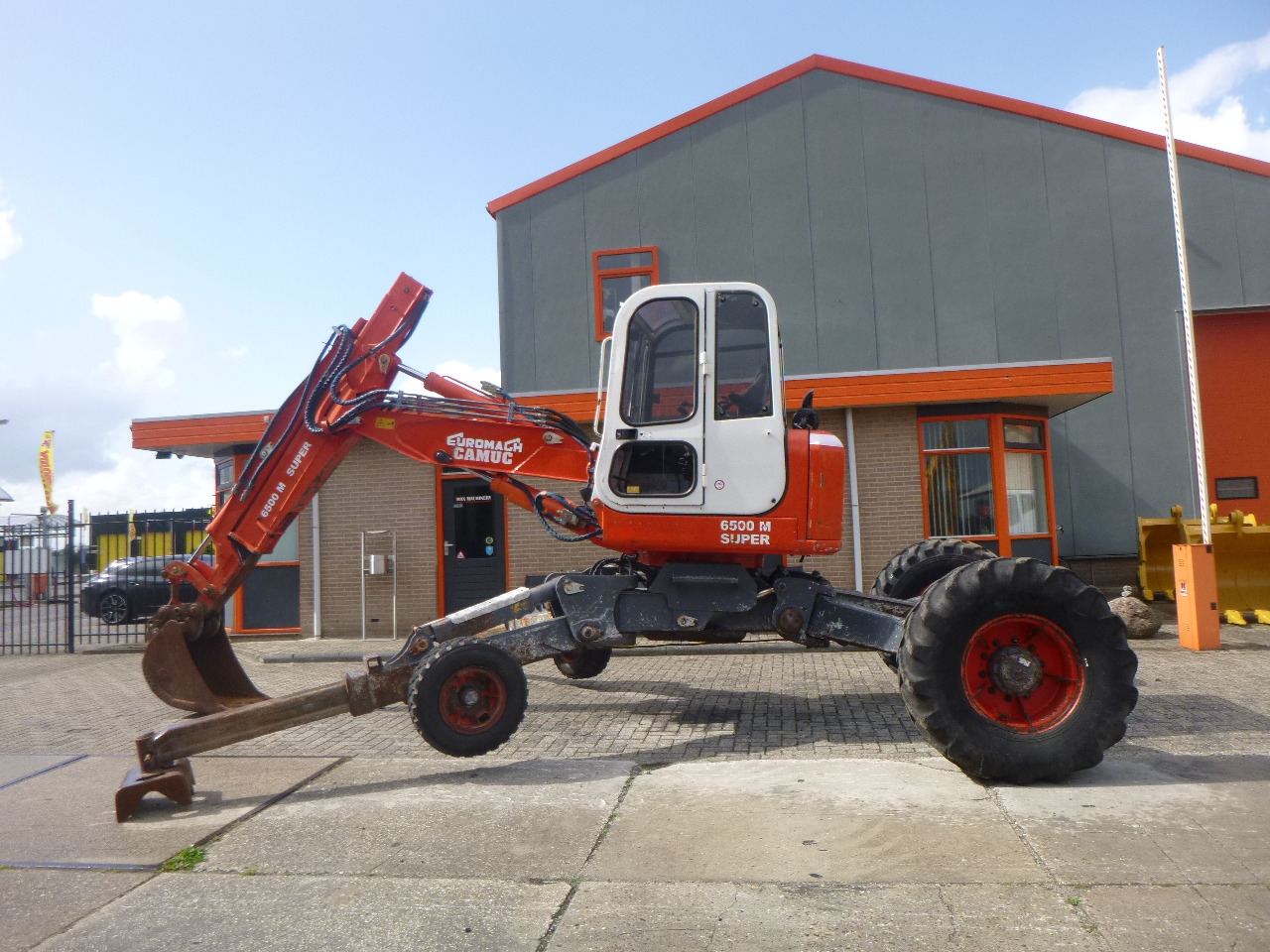 EUROCOMACH 6500M Super - Pelle araignée: photos 1 EUROCOMACH 6500M Super - Pelle araignée: photos 1