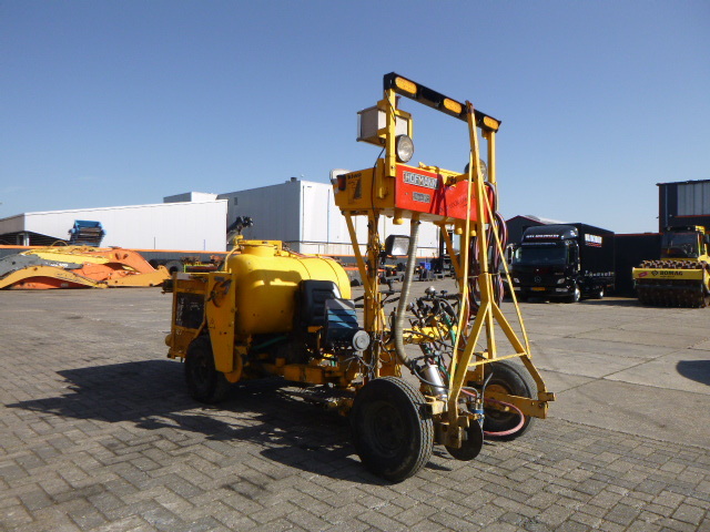 HOFMANN H25 Cold Paint road marker - Travaux routiers: photos 4 HOFMANN H25 Cold Paint road marker - Travaux routiers: photos 4