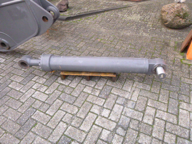 VOLVO EC235EL VAH Boom - Flèche pour Pelle sur chenille: photos 3 VOLVO EC235EL VAH Boom - Flèche pour Pelle sur chenille: photos 3