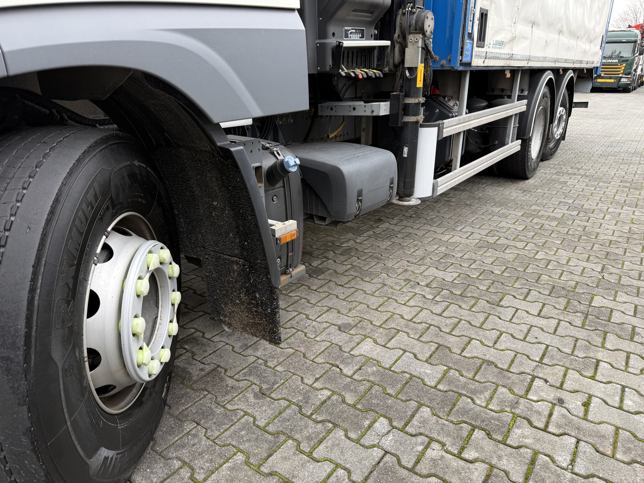 Daf XF480 6X2*4 Kran Hiab X-HiDuo 188 - Camion grue, Camion à rideaux coulissants: photos 3 Daf XF480 6X2*4 Kran Hiab X-HiDuo 188 - Camion grue, Camion à rideaux coulissants: photos 3