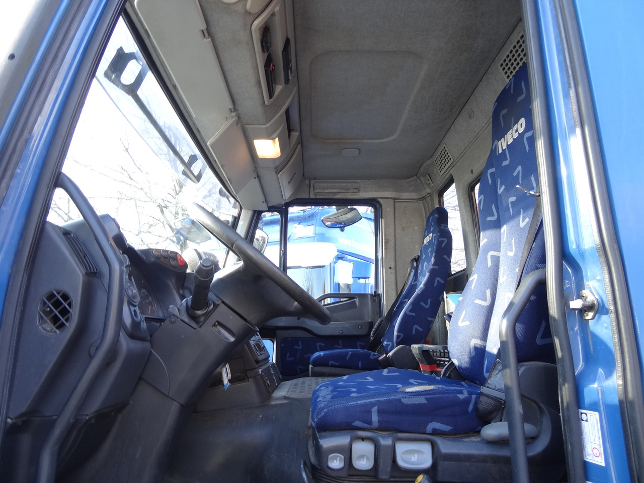 Iveco Trakker AD340T41 8X4 Kipper Kran Palfinger 23002 - Camion benne, Camion grue: photos 2 Iveco Trakker AD340T41 8X4 Kipper Kran Palfinger 23002 - Camion benne, Camion grue: photos 2