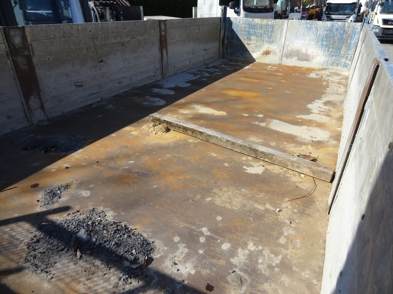 Camion benne, Camion grue Iveco Trakker AD340T41 8X4 Kipper Kran Palfinger 23002: photos 13