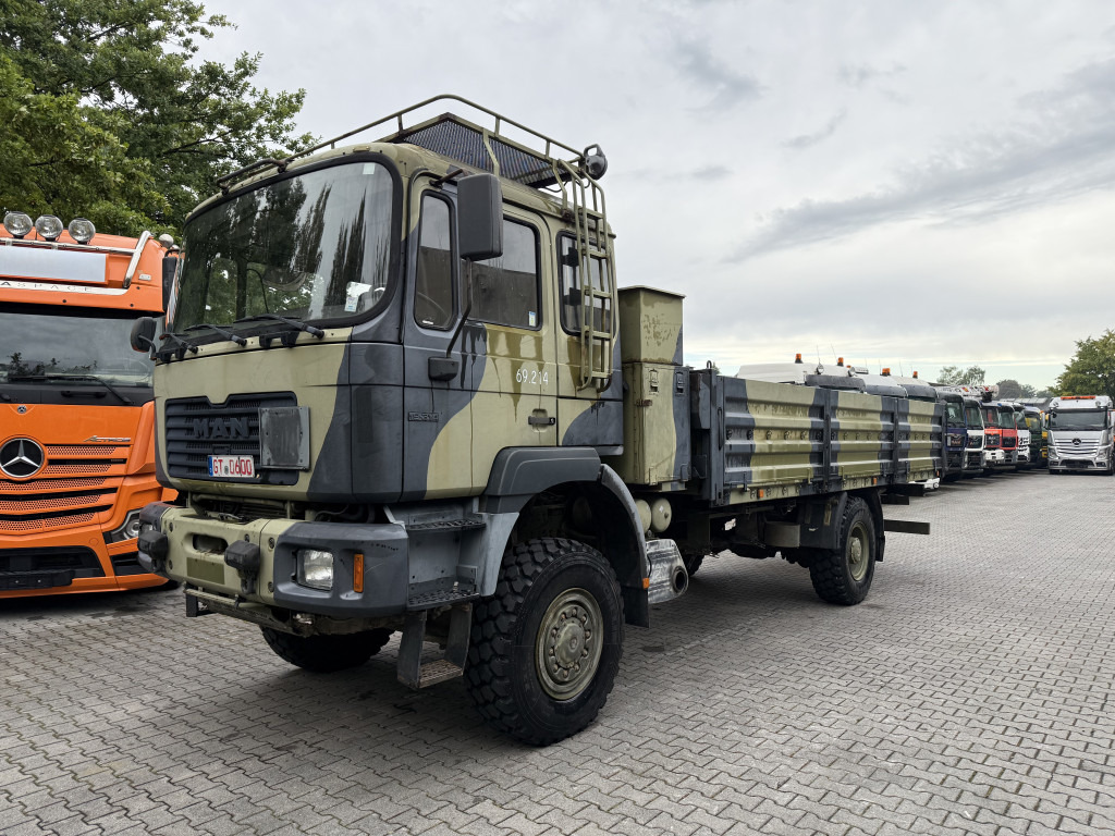 MAN F2000 19.314 FAC 4X4 Ex-NATO Defence - Camion plateau: photos 1 MAN F2000 19.314 FAC 4X4 Ex-NATO Defence - Camion plateau: photos 1