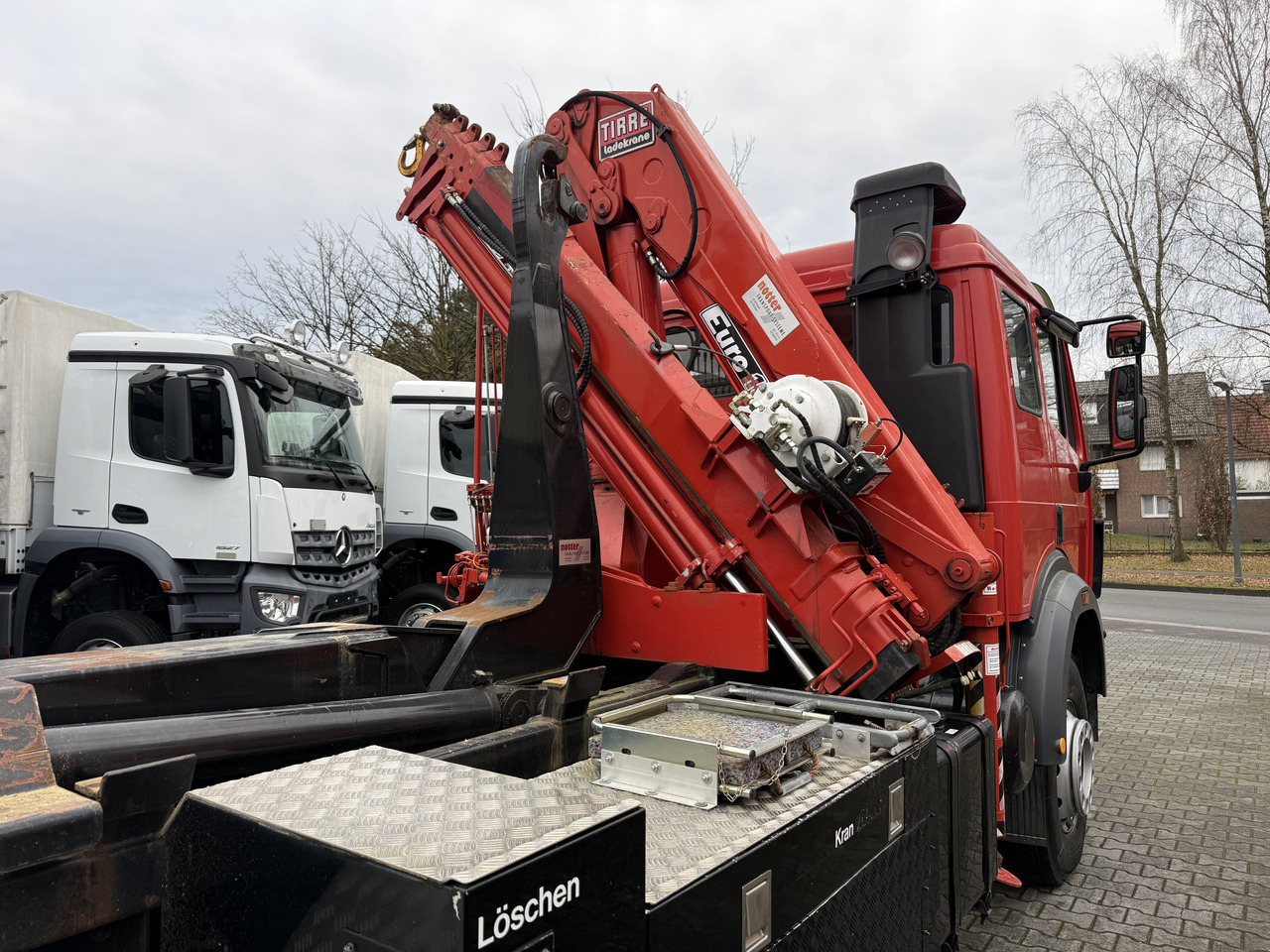 Mercedes-Benz SK 2538 6X4 Haken Kran/ Oldtimer/ Feuerwehr - Camion grue, Camion ampliroll: photos 3 Mercedes-Benz SK 2538 6X4 Haken Kran/ Oldtimer/ Feuerwehr - Camion grue, Camion ampliroll: photos 3