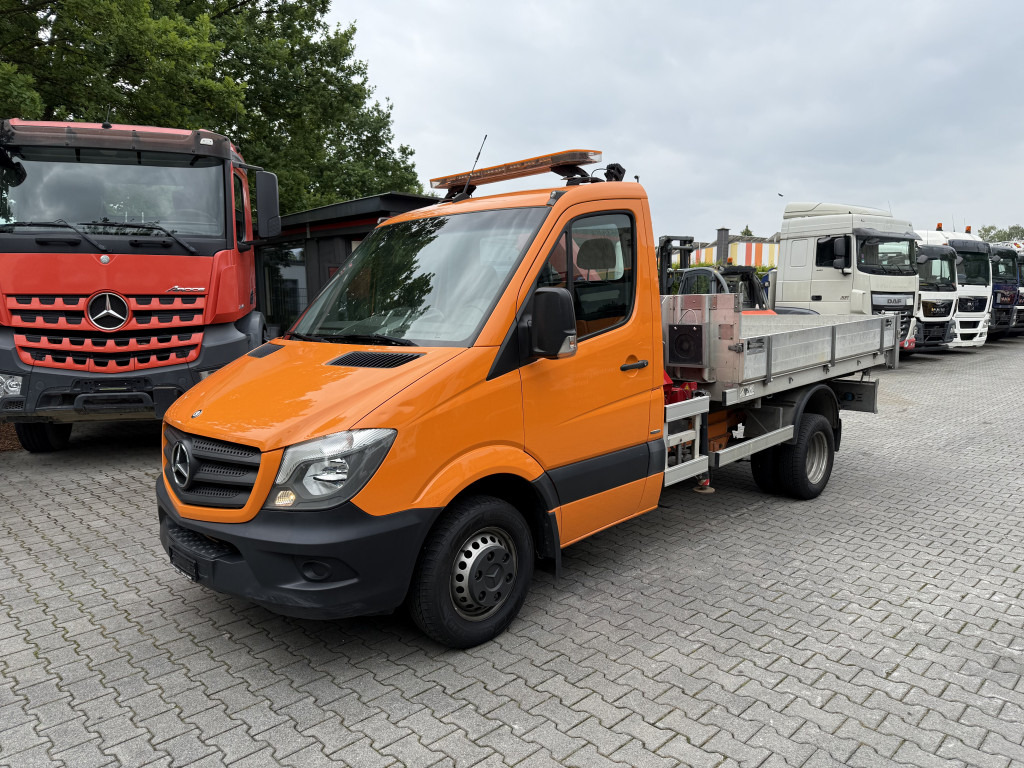 Mercedes-Benz Sprinter 516 Kipper mit Kran HMF 270 - Utilitaire benne: photos 1 Mercedes-Benz Sprinter 516 Kipper mit Kran HMF 270 - Utilitaire benne: photos 1