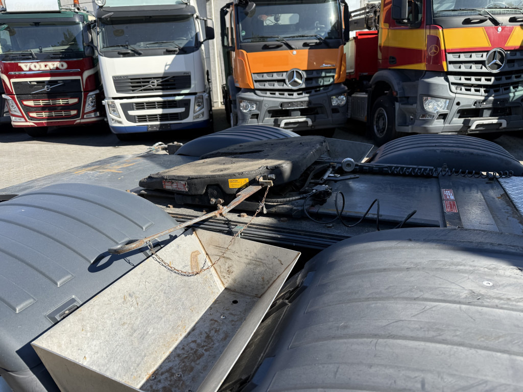 Scania R400 6X2 Kran Hiab 377-8 bis 25 Meter - Camion grue, Tracteur routier: photos 2 Scania R400 6X2 Kran Hiab 377-8 bis 25 Meter - Camion grue, Tracteur routier: photos 2