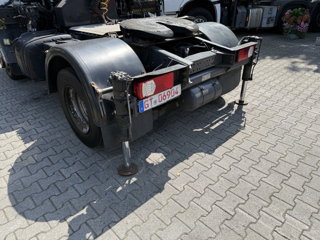 Daf LF 220.13 Kran Hiab 111 E-3 HiDuo - Tracteur routier: photos 2 Daf LF 220.13 Kran Hiab 111 E-3 HiDuo - Tracteur routier: photos 2
