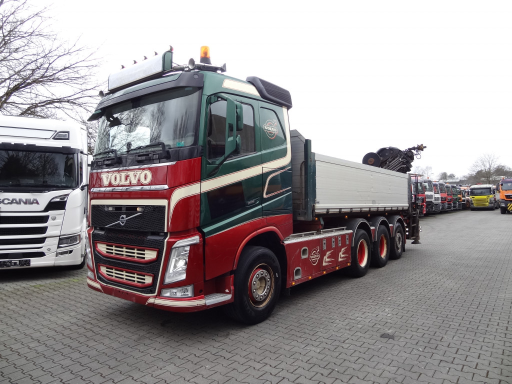 Volvo FH540 8X4 Kipper mit Kran Hiab 244-5 - Camion benne, Camion grue: photos 1 Volvo FH540 8X4 Kipper mit Kran Hiab 244-5 - Camion benne, Camion grue: photos 1
