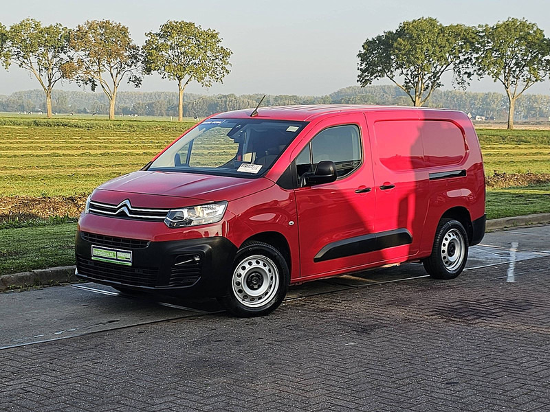 Citroën Berlingo 1.4 XL 130 AUT. 34 dkm. - Fourgon grand volume: photos 2 Citroën Berlingo 1.4 XL 130 AUT. 34 dkm. - Fourgon grand volume: photos 2