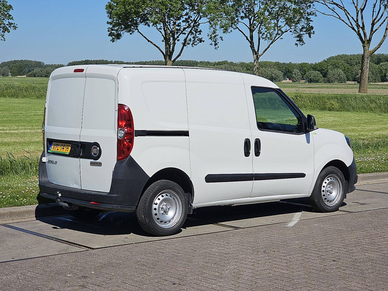 Fiat Doblò CARGO 1.6 - Fourgonnette: photos 3 Fiat Doblò CARGO 1.6 - Fourgonnette: photos 3