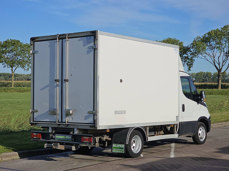 Iveco Daily 35 C 13 130 FRIGO - Utilitaire frigorifique: photos 3 Iveco Daily 35 C 13 130 FRIGO - Utilitaire frigorifique: photos 3